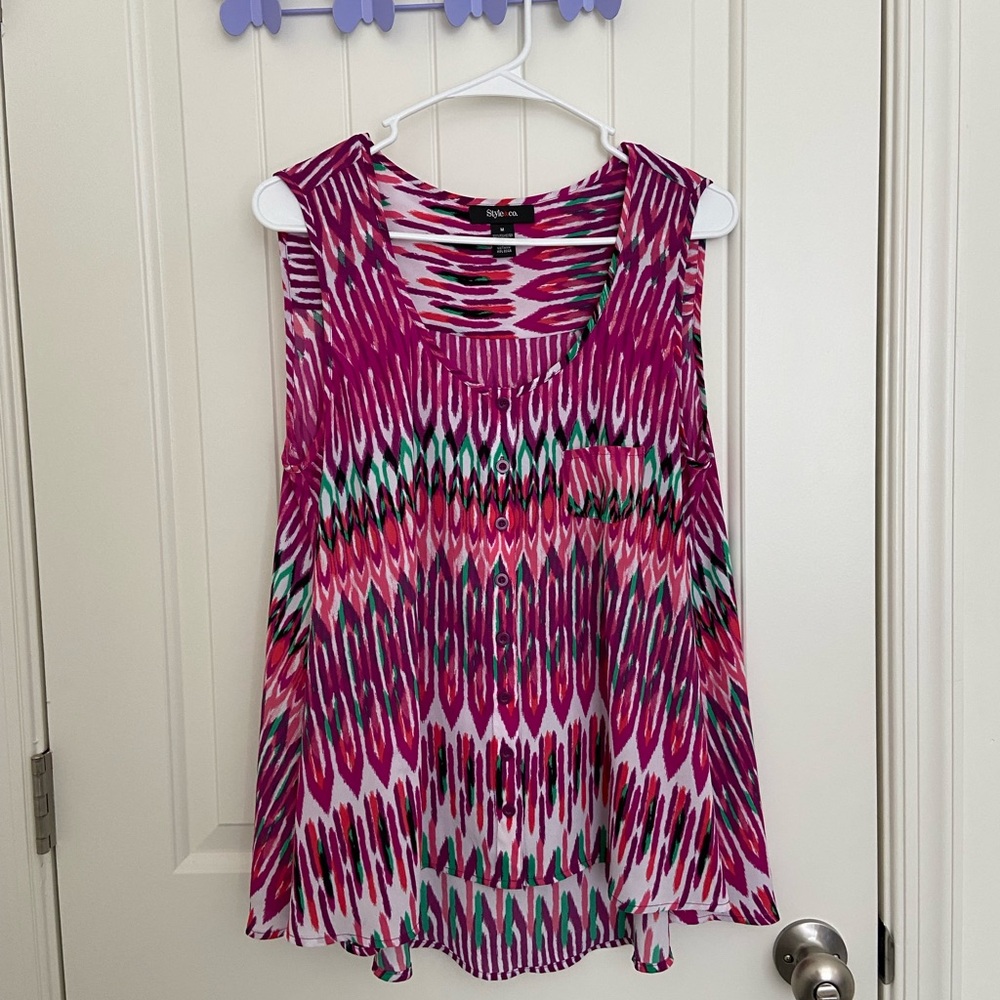 EUC | Style & Co women’s multicolor geometric‎ pattern sleeveless blouse medium